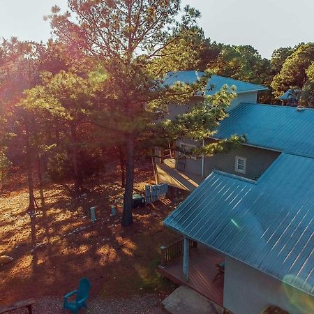 Broken Bow Cottage With Deck, Hot Tub And Fire Pit! Zewnętrze zdjęcie